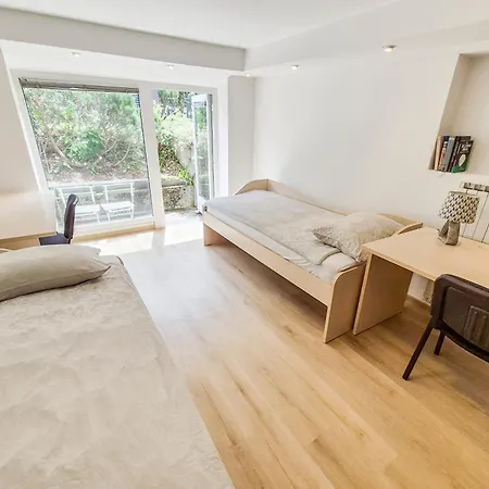 Apartment Uniapartments *