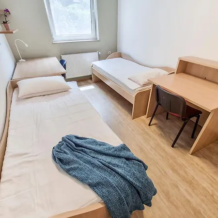 Uniapartments *