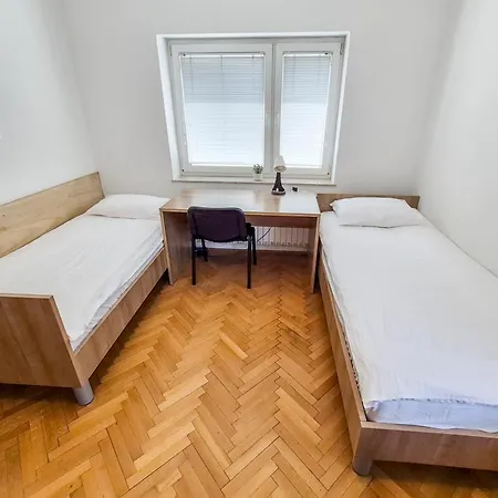 Uniapartments Apartment *